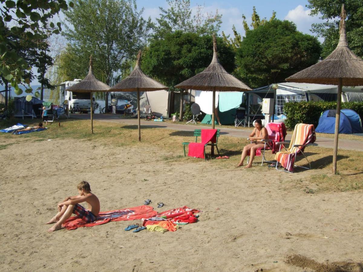 Camping Villaggio Italgest SantʼArcangelo Exteriér fotografie