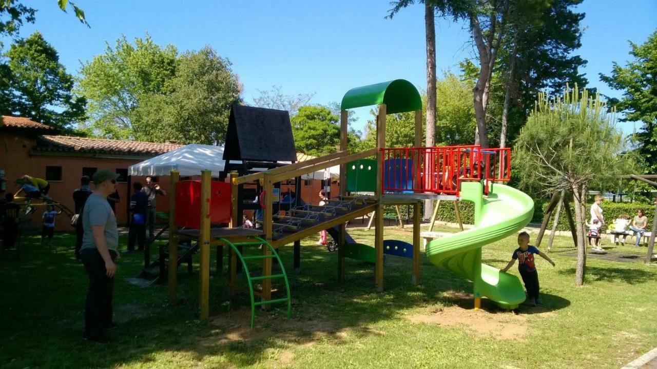 Camping Villaggio Italgest SantʼArcangelo Exteriér fotografie